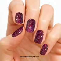 Bordeaux Glitz Hand View